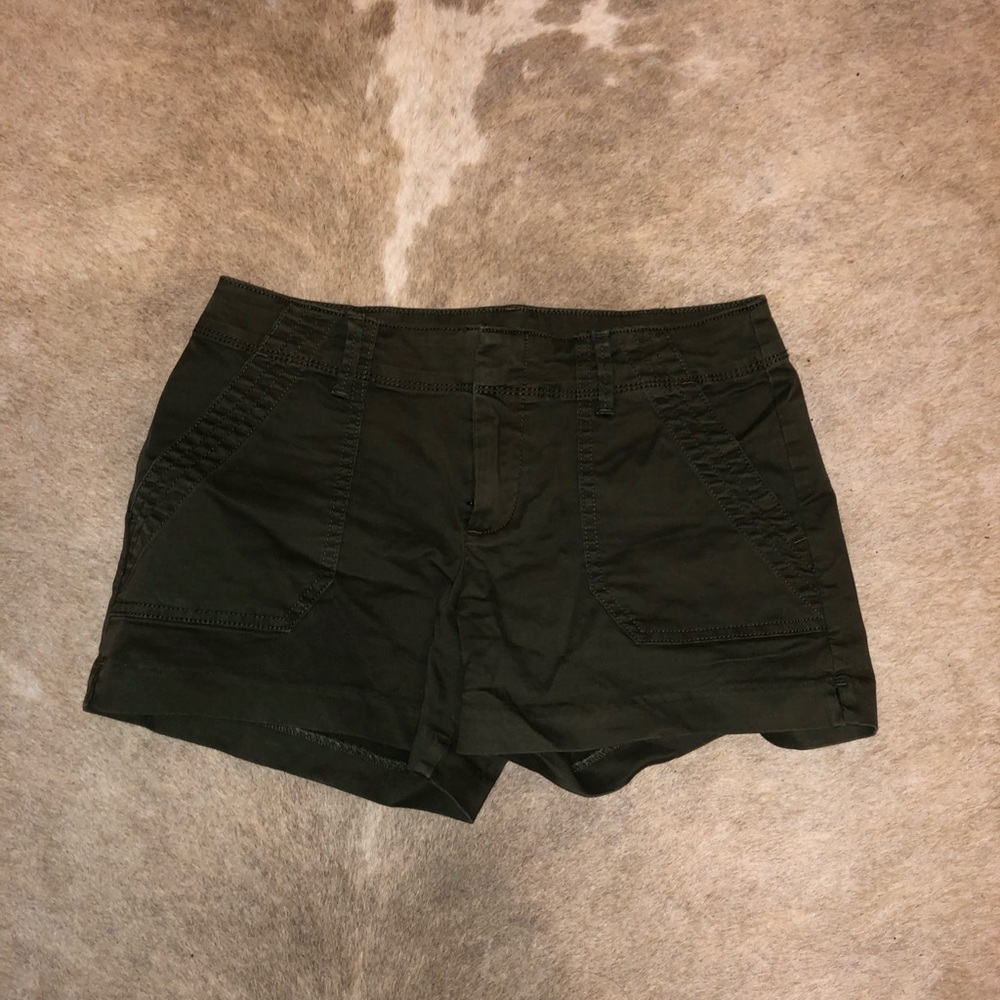 shorts - Picture 2 of 3